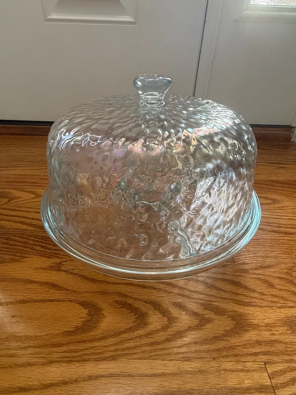 Better Homes And Gardens Clear Textured Glass Cake Dome with Knob
